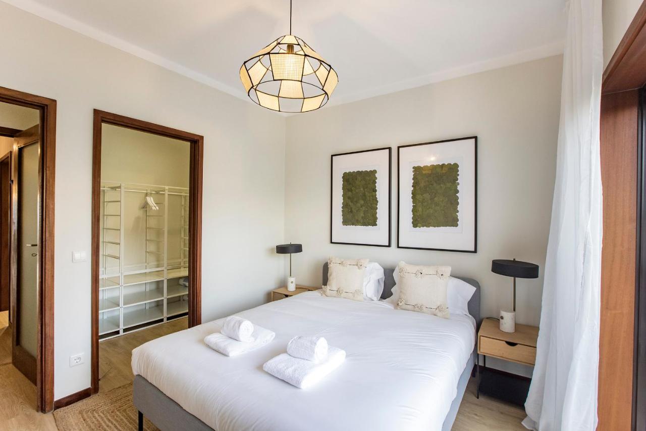 2Br Flat In Bonfim W/ Ac & Balcony By Lovelystay OOporto Esterno foto