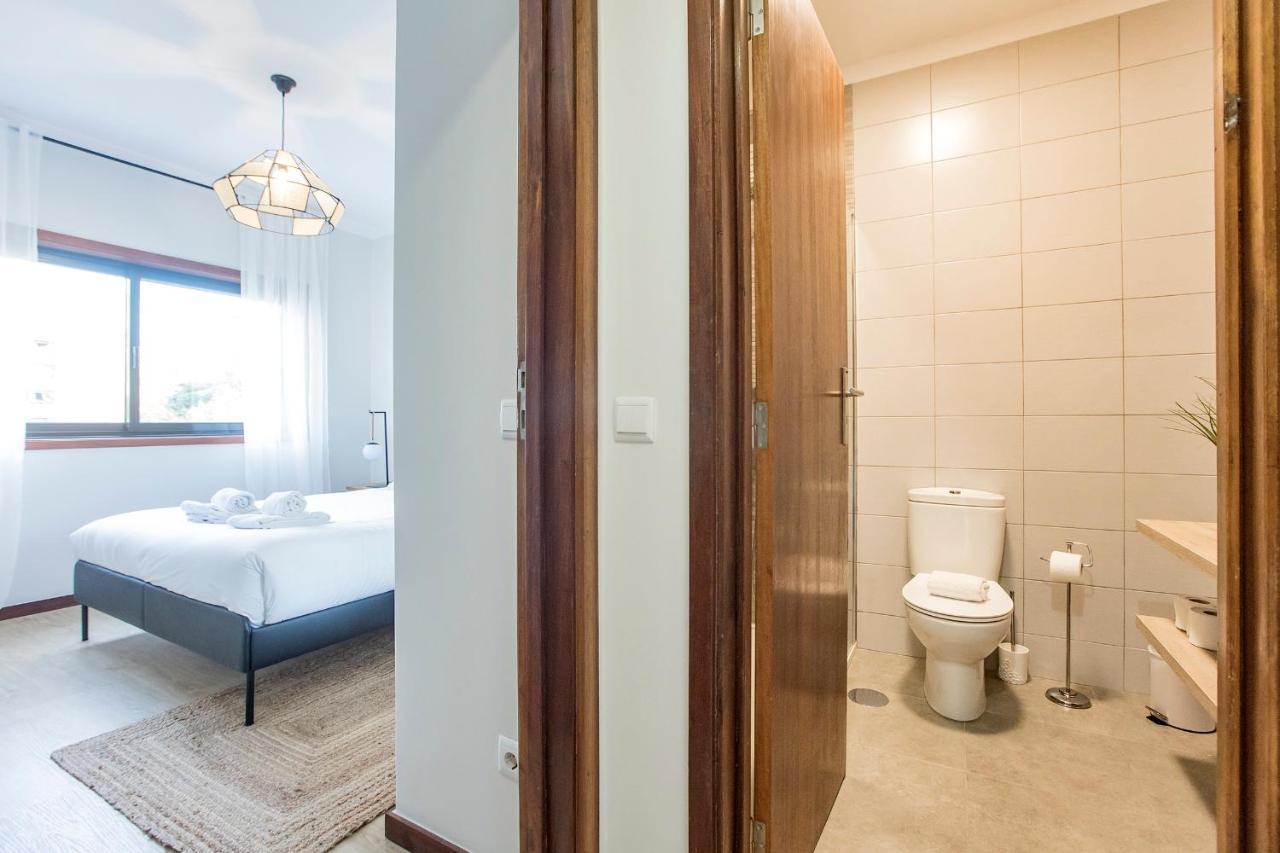 2Br Flat In Bonfim W/ Ac & Balcony By Lovelystay OOporto Esterno foto